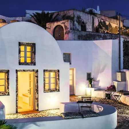 Fosuites Oia  Luaran gambar