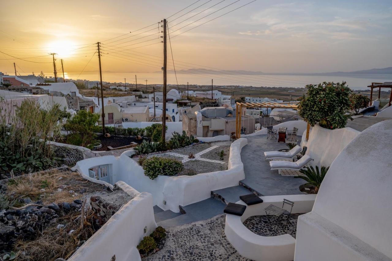 Fosuites Oia  Luaran gambar