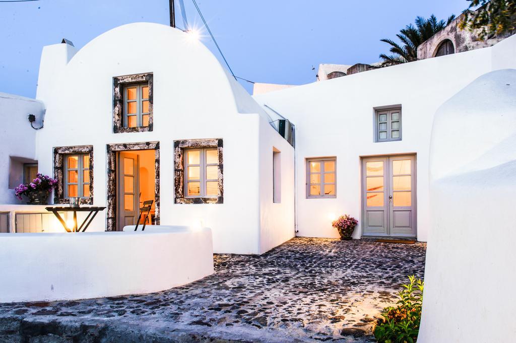 Fosuites Oia  Luaran gambar