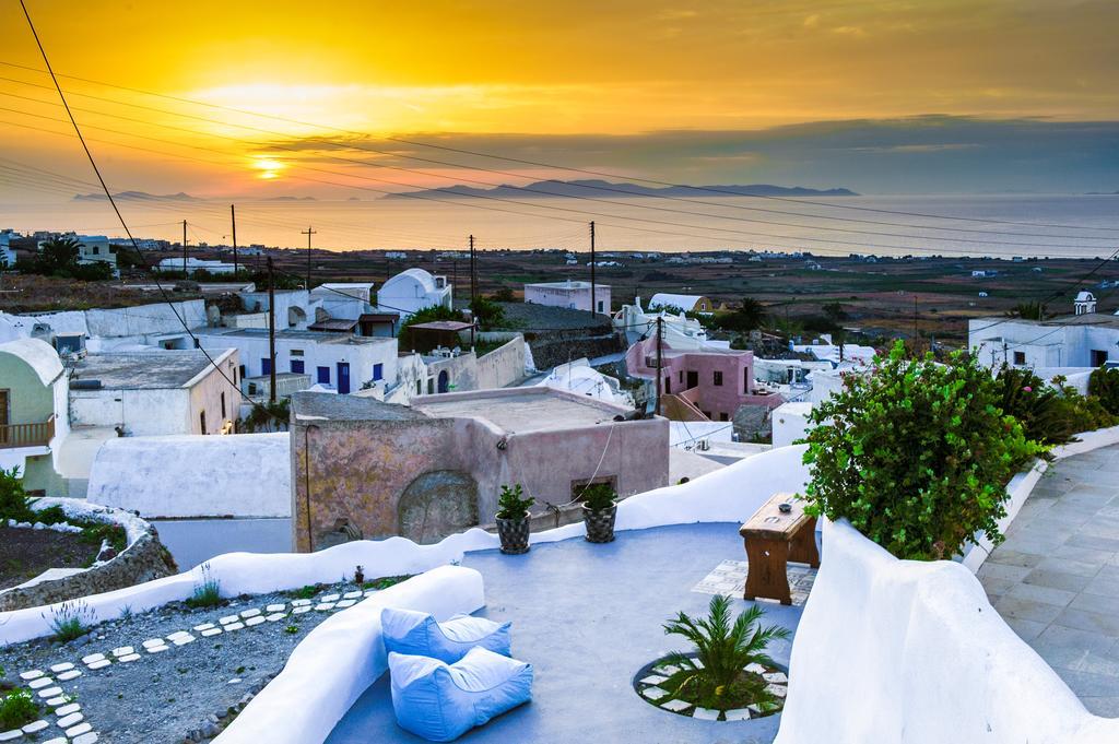 Fosuites Oia  Luaran gambar