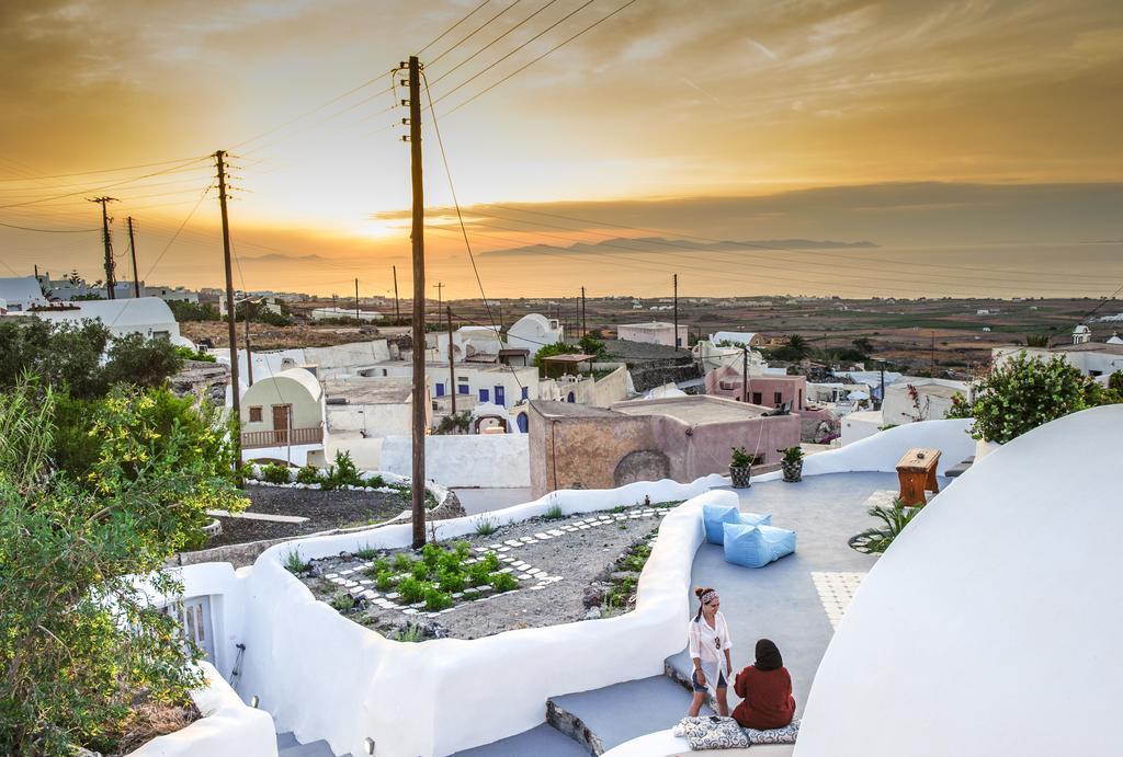 Fosuites Oia  Luaran gambar
