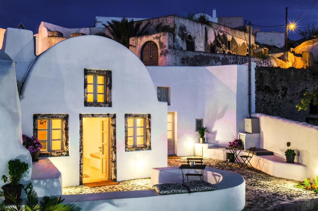 Fosuites Oia  Luaran gambar